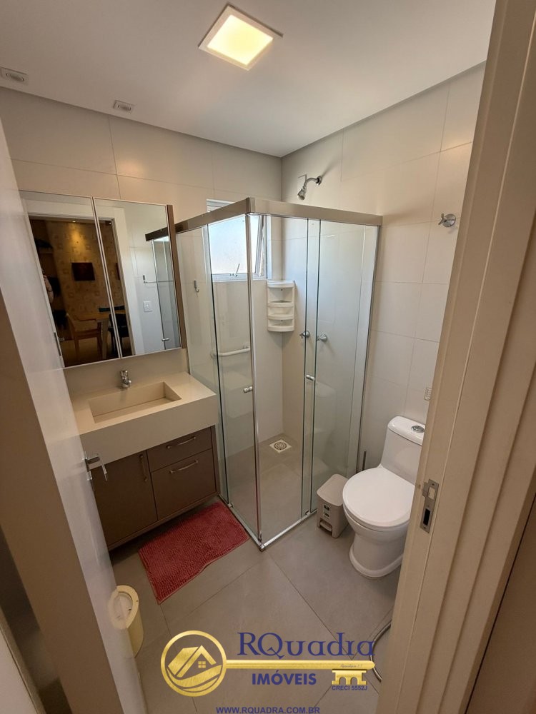 APARTAMENTO MOBILIADO 2 QUARTOS EM BOMBAS