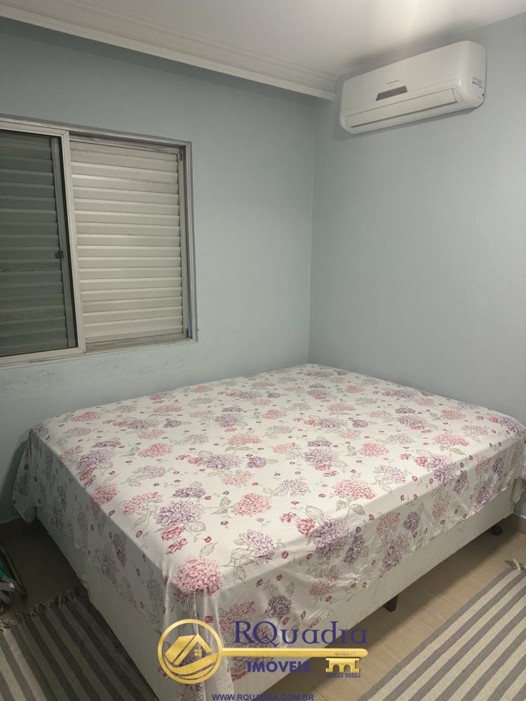 CASA COM 5 SUITES E PISCINA EM ZIMBROS