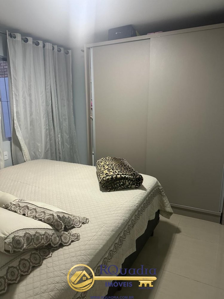 CASA COM 5 SUITES E PISCINA EM ZIMBROS