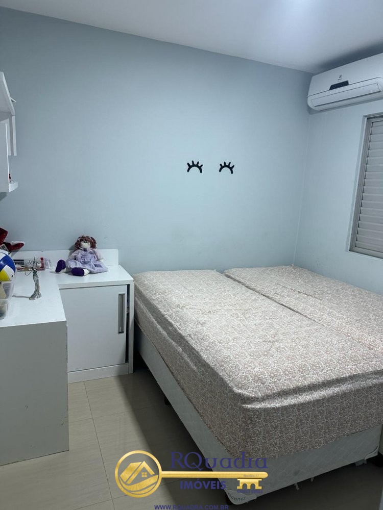 CASA COM 5 SUITES E PISCINA EM ZIMBROS