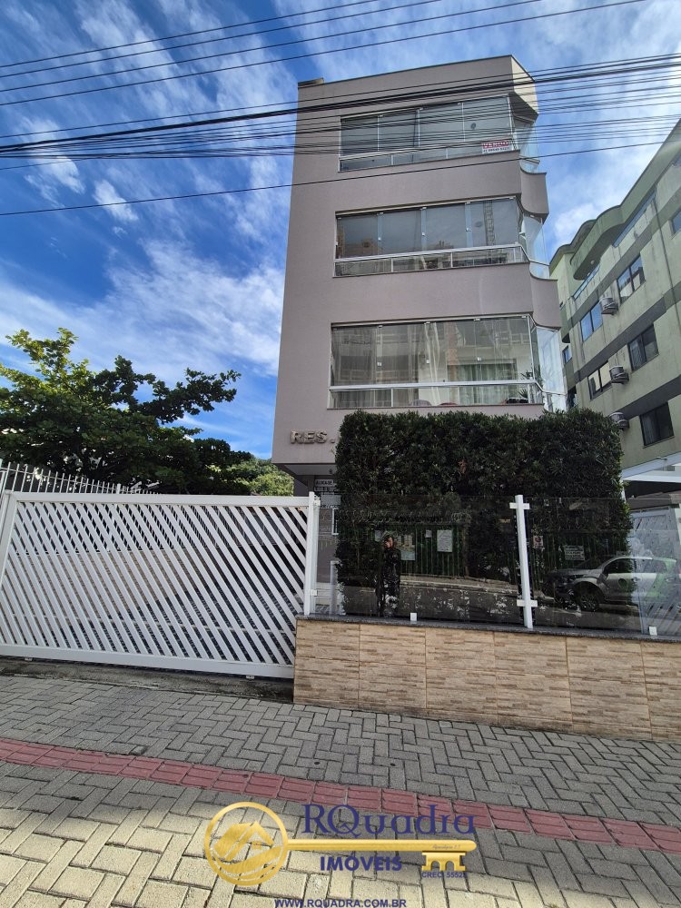 APARTAMENTO 2 DORMITORIOS TERREO
