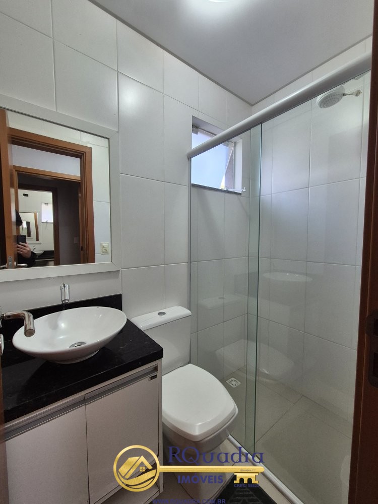 APARTAMENTO 2 DORMITORIOS TERREO