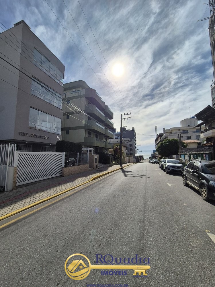 APARTAMENTO 2 DORMITORIOS TERREO
